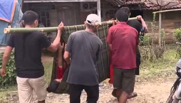 Pemkab Pandeglang Buka Suara soal Ibu Ditandu Usai Melahirkan karena Jalan Rusak